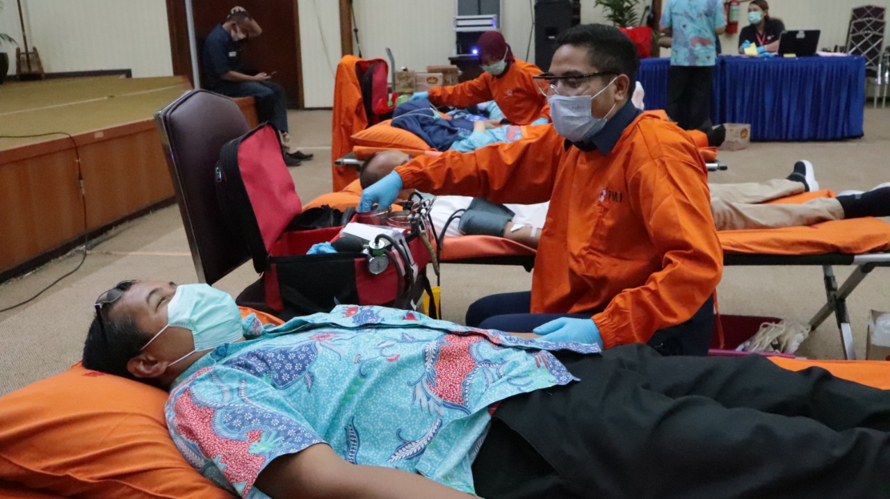 Antusiasme Pegawai RSJPDHK dalam Donor Darah pada Pandemi COVID-19